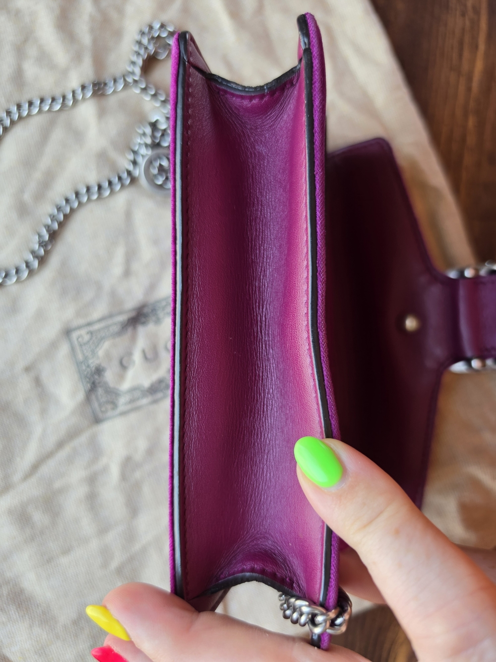 Gucci Dionysus Velvet Super Mini Chain Bag - Picture 9 of 16